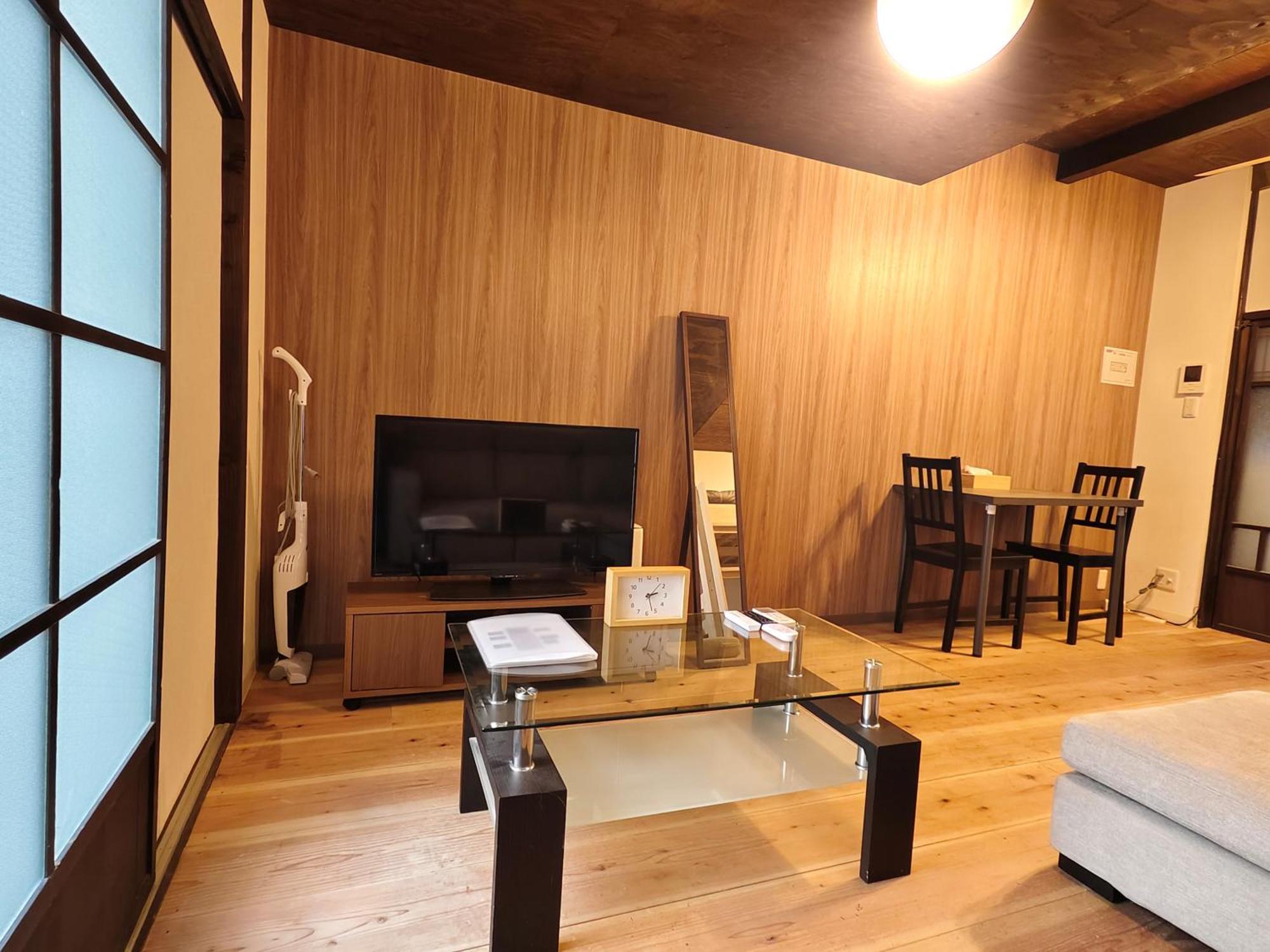Apartment Next大正三軒家
